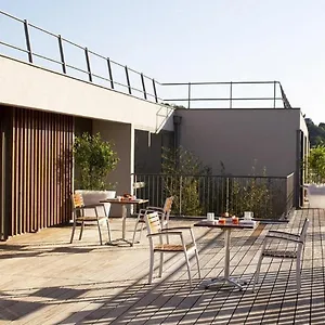 https://dock-ouest-residence.hotels-rhonealpes.com