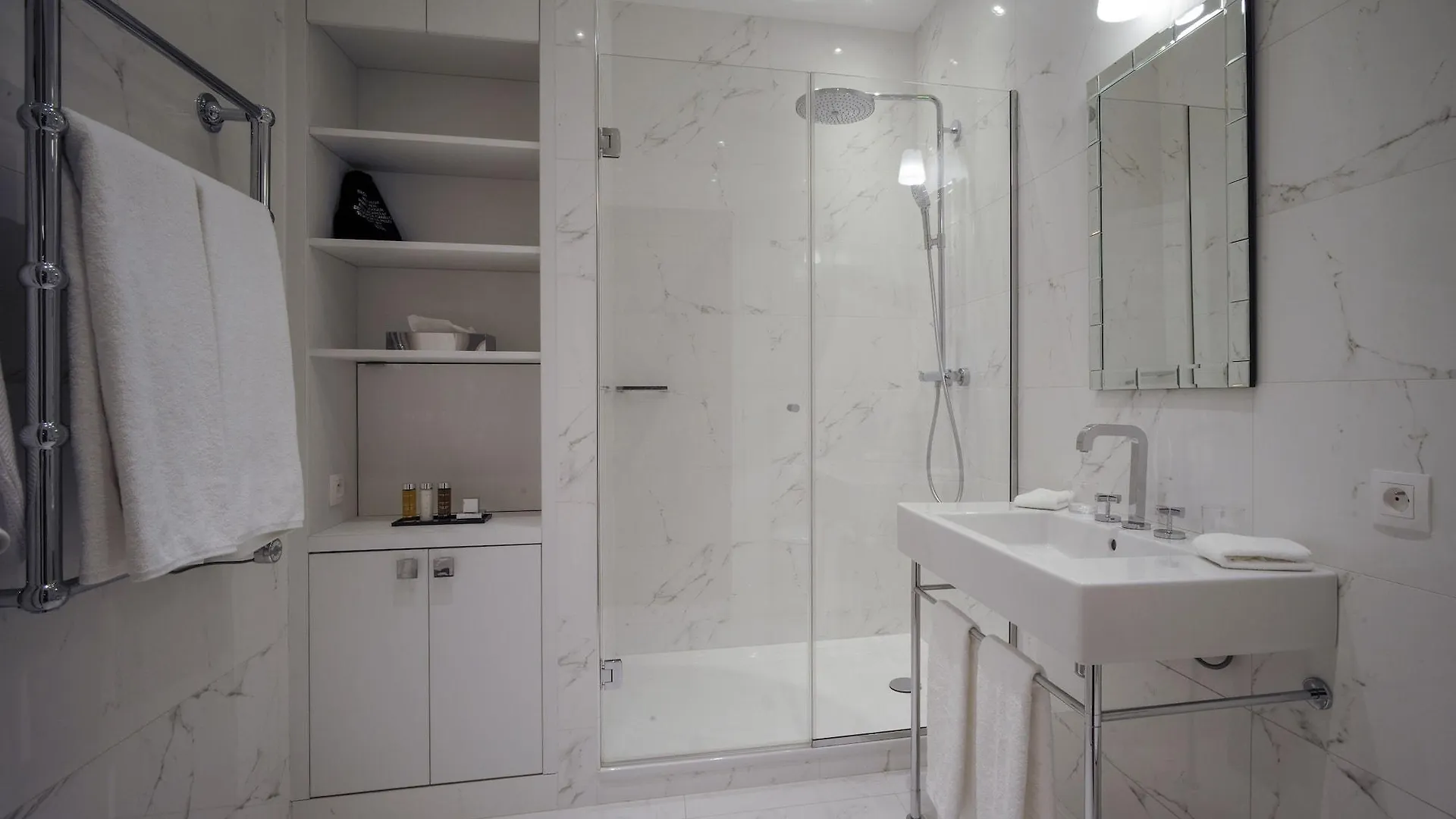 Relais12Bis Bed & Breakfast By Eiffel Tower Paris
