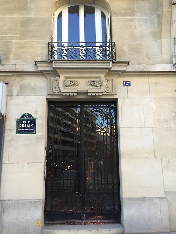 Relais12Bis Bed & Breakfast By Eiffel Tower Paris