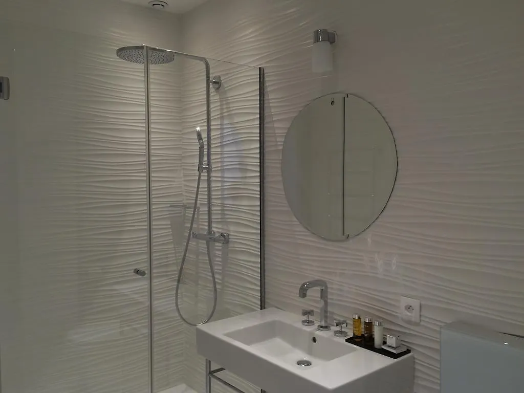 Relais12Bis Bed & Breakfast By Eiffel Tower Paris