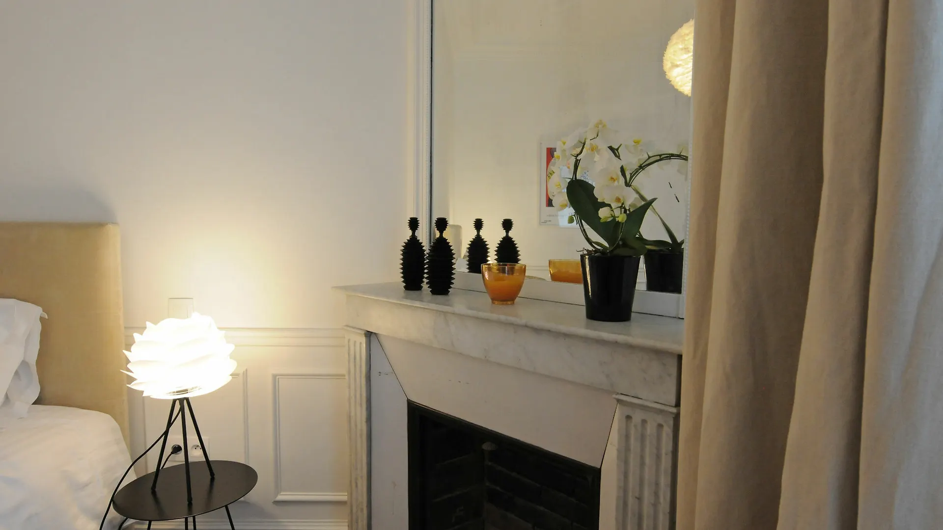 Relais12Bis Bed & Breakfast By Eiffel Tower Paris